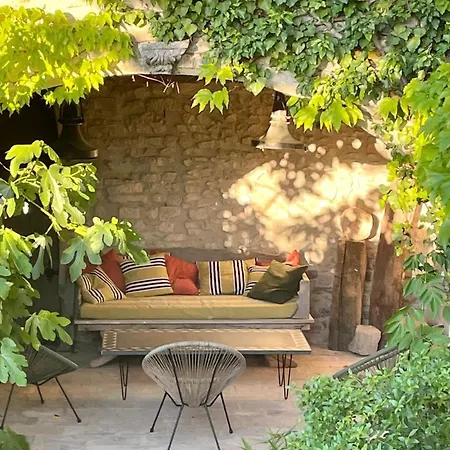 Le Murier Bed & Breakfast